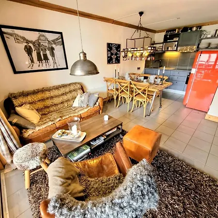 4 Etoiles Aux Gets Avec 2 Chambres, Et Terrasses, Proche Centre Et Pistes De - Fr-1-598-6 Les Gets